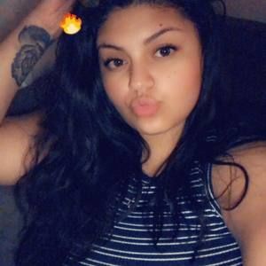 Meet your Posher, Dee